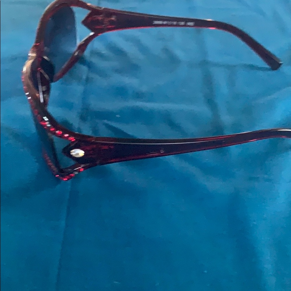Sunglasses 🕶 - Picture 3 of 5